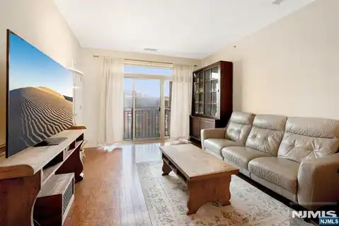 4430 Riverview Avenue 430, Englewood, NJ 07631 — photo 18