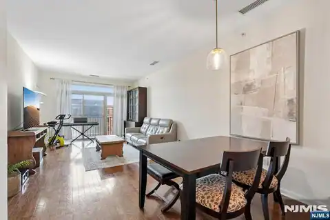 4430 Riverview Avenue 430, Englewood, NJ 07631 — photo 22