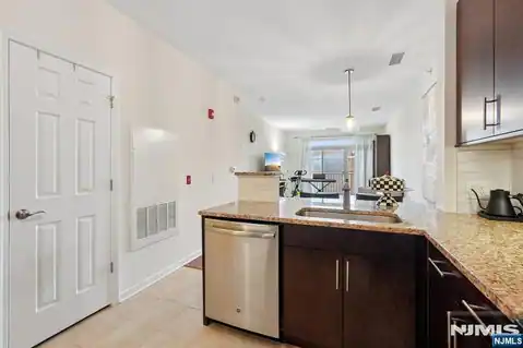 4430 Riverview Avenue 430, Englewood, NJ 07631 — photo 31