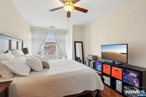 4430 Riverview Avenue 430, Englewood, NJ 07631 — photo 35