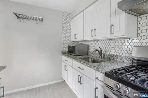 2199 Center Avenue B, Fort Lee, NJ 07024 — photo 13