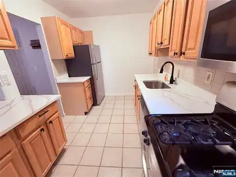 3020 Edwin Avenue 2C, Fort Lee, NJ 07024 — photo 10