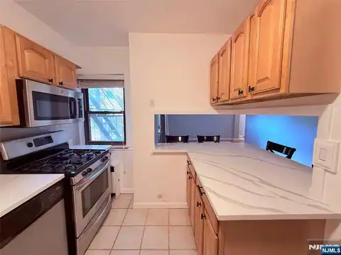 3020 Edwin Avenue 2C, Fort Lee, NJ 07024 — photo 14