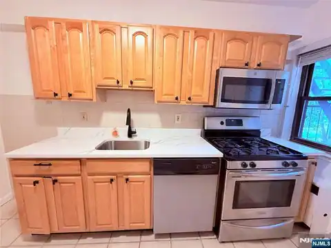 3020 Edwin Avenue 2C, Fort Lee, NJ 07024 — photo 15