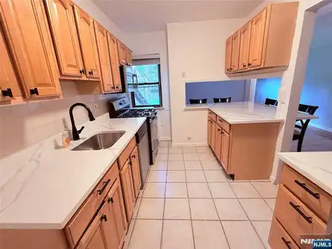 3020 Edwin Avenue 2C, Fort Lee, NJ 07024 — photo 9