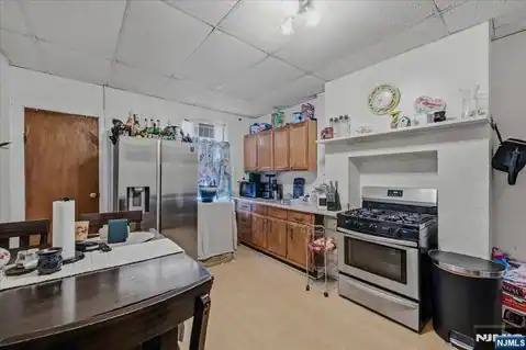 1410 Summit Avenue, Union City, NJ 07087 — photo 13