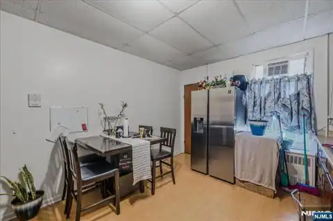 1410 Summit Avenue, Union City, NJ 07087 — photo 15