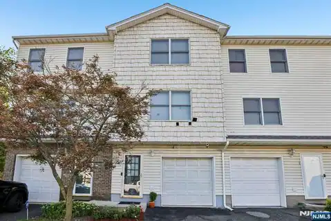 274 Garibaldi Avenue 2, Lodi, NJ 07644 — photo 2