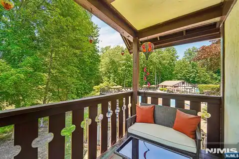 3811 Melville Court, Mahwah, NJ 07430 — photo 28