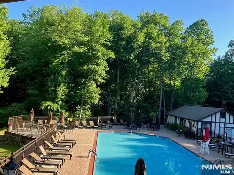 3811 Melville Court, Mahwah, NJ 07430 — photo 32