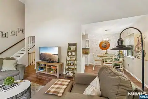 3811 Melville Court, Mahwah, NJ 07430 — photo 7