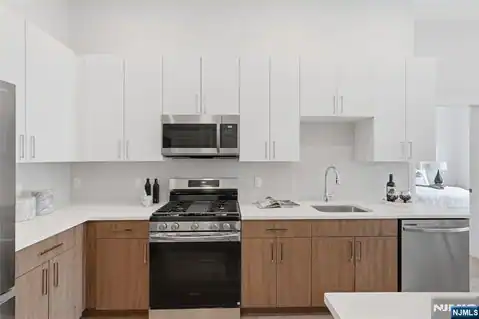 263 Hackensack Street 222, East Rutherford, NJ 07073 — photo 7