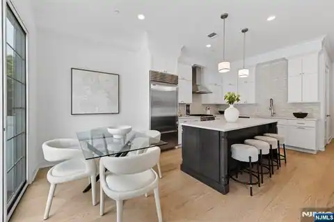 15 Gabriel Court 15, Paramus, NJ 07652 — photo 2