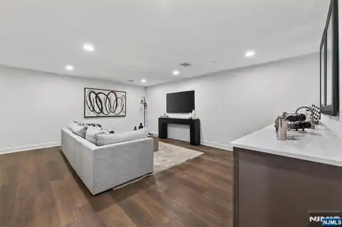 15 Gabriel Court 15, Paramus, NJ 07652 — photo 30