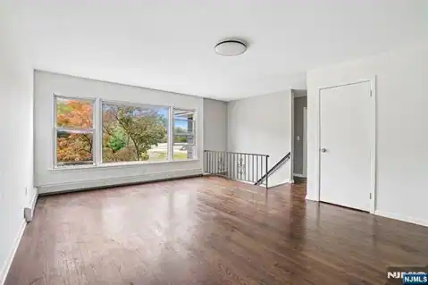 122 Dean Drive 2, Tenafly, NJ 07670 — photo 3