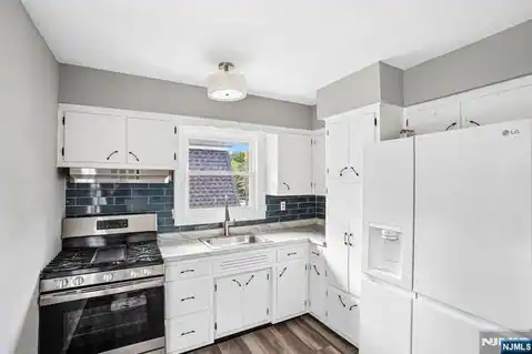 122 Dean Drive 2, Tenafly, NJ 07670 — photo 6