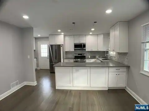 1050 Harvard Place, Fort Lee, NJ 07024 — photo 4