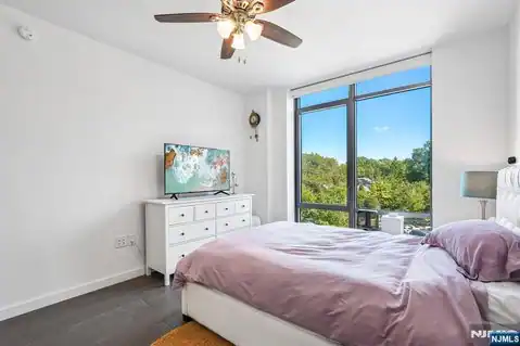 320 Adolphus Avenue 410, Cliffside Park, NJ 07010 — photo 10