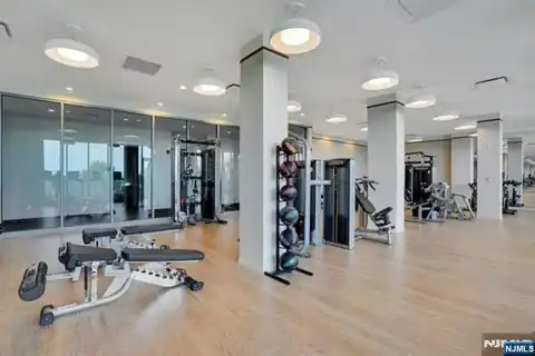320 Adolphus Avenue 410, Cliffside Park, NJ 07010 — photo 21