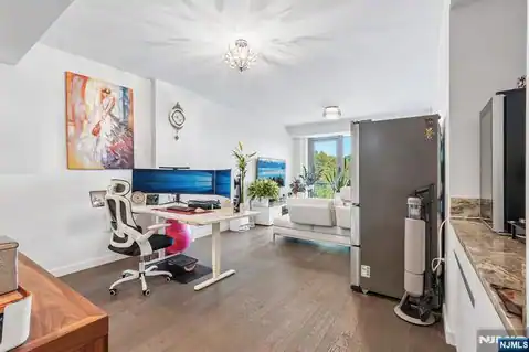 320 Adolphus Avenue 410, Cliffside Park, NJ 07010 — photo 7