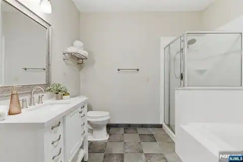 2 Pine Crescent 14, Vernon, NJ 07462 — photo 16