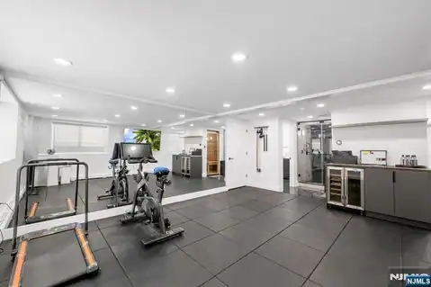 22A Berkshire Place A, Englewood Cliffs, NJ 07632 — photo 34