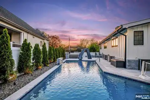 22A Berkshire Place A, Englewood Cliffs, NJ 07632 — photo 4