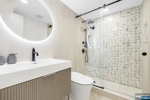 22A Berkshire Place A, Englewood Cliffs, NJ 07632 — photo 40