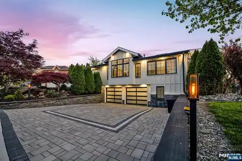 22A Berkshire Place A, Englewood Cliffs, NJ 07632 — photo 6