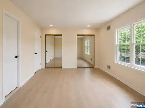 756 Charles, Fort Lee, NJ 07024 — photo 15