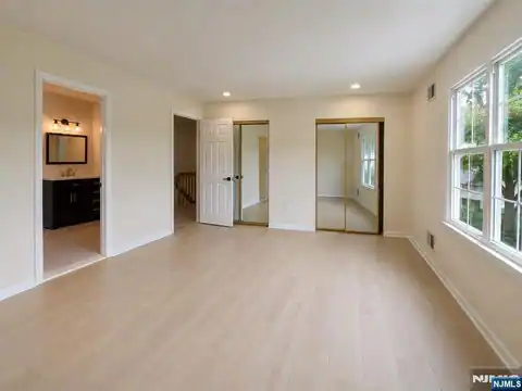 756 Charles, Fort Lee, NJ 07024 — photo 16