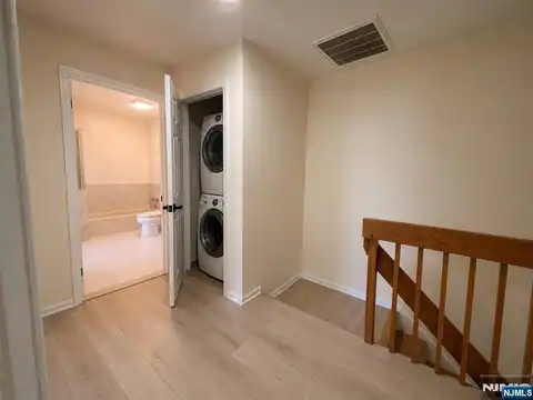 756 Charles, Fort Lee, NJ 07024 — photo 19