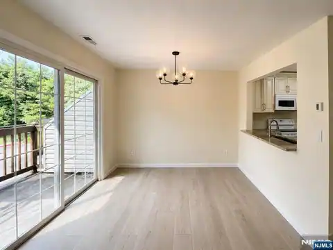 756 Charles, Fort Lee, NJ 07024 — photo 4