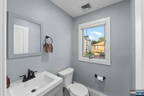 266 Grant Avenue A, Cliffside Park, NJ 07010 — photo 14