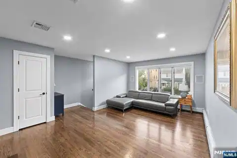 266 Grant Avenue A, Cliffside Park, NJ 07010 — photo 4