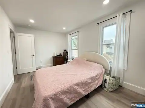 21 Livingston Avenue 2nd fl, Lyndhurst, NJ 07071 — photo 16