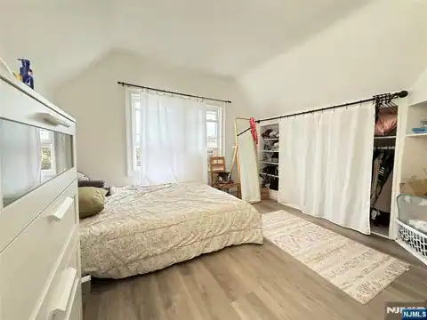 21 Livingston Avenue 2nd fl, Lyndhurst, NJ 07071 — photo 18