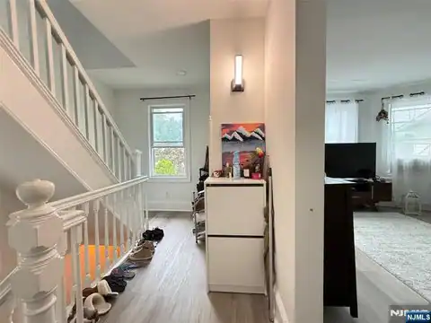 21 Livingston Avenue 2nd fl, Lyndhurst, NJ 07071 — photo 21