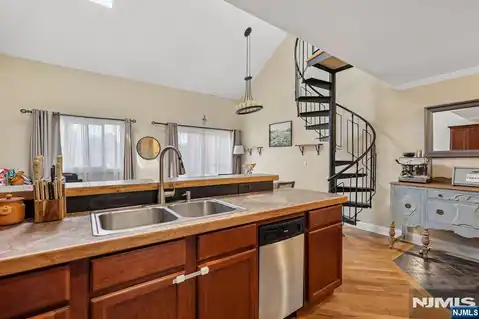 1 Beaver Creek 4, Vernon, NJ 07462 — photo 12