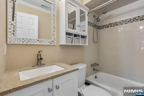 1 Beaver Creek 4, Vernon, NJ 07462 — photo 20