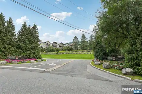 1 Beaver Creek 4, Vernon, NJ 07462 — photo 29