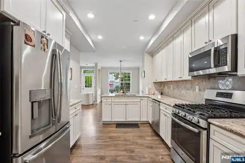 59 Autumn Way 37, Montvale, NJ 07645 — photo 14