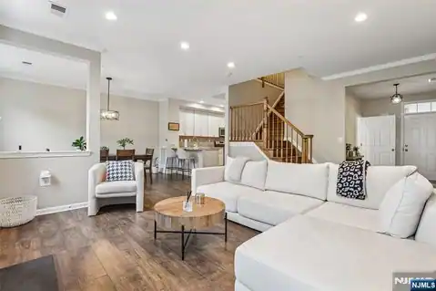 59 Autumn Way 37, Montvale, NJ 07645 — photo 9
