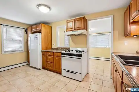 41 Macarthur Avenue, Lodi, NJ 07644 — photo 18