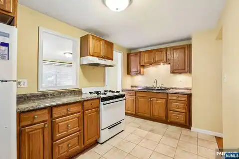 41 Macarthur Avenue, Lodi, NJ 07644 — photo 20