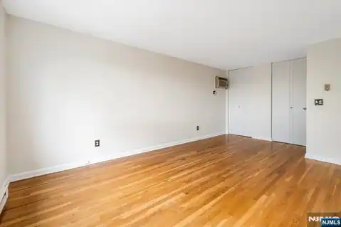 101 Orient Way 2D1, Rutherford, NJ 07070 — photo 21