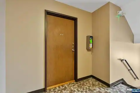 101 Orient Way 2D1, Rutherford, NJ 07070 — photo 3