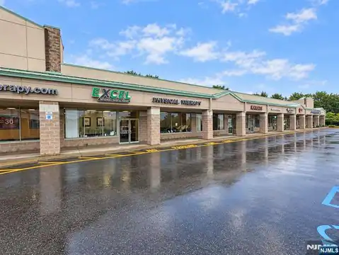 1025 Macarthur Boulevard, Mahwah, NJ 07430 — photo 10