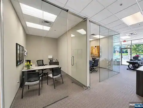 837 Franklin Lake Road 837, Franklin Lakes, NJ 07417 — photo 5