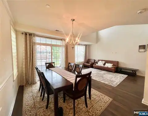 81 Autumn Way 20, Montvale, NJ 07645 — photo 5